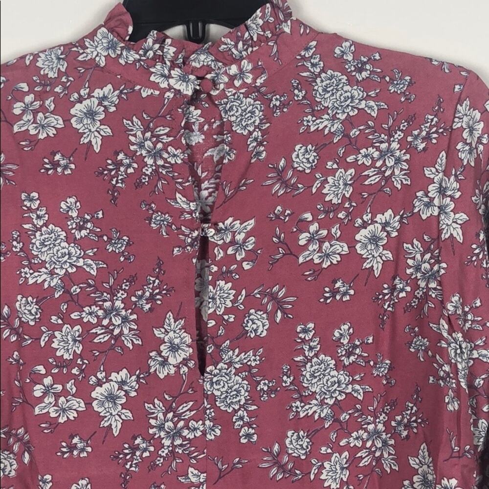 Code Mode Top Pink Ruffle Mock Neck Floral - Picture 7 of 7